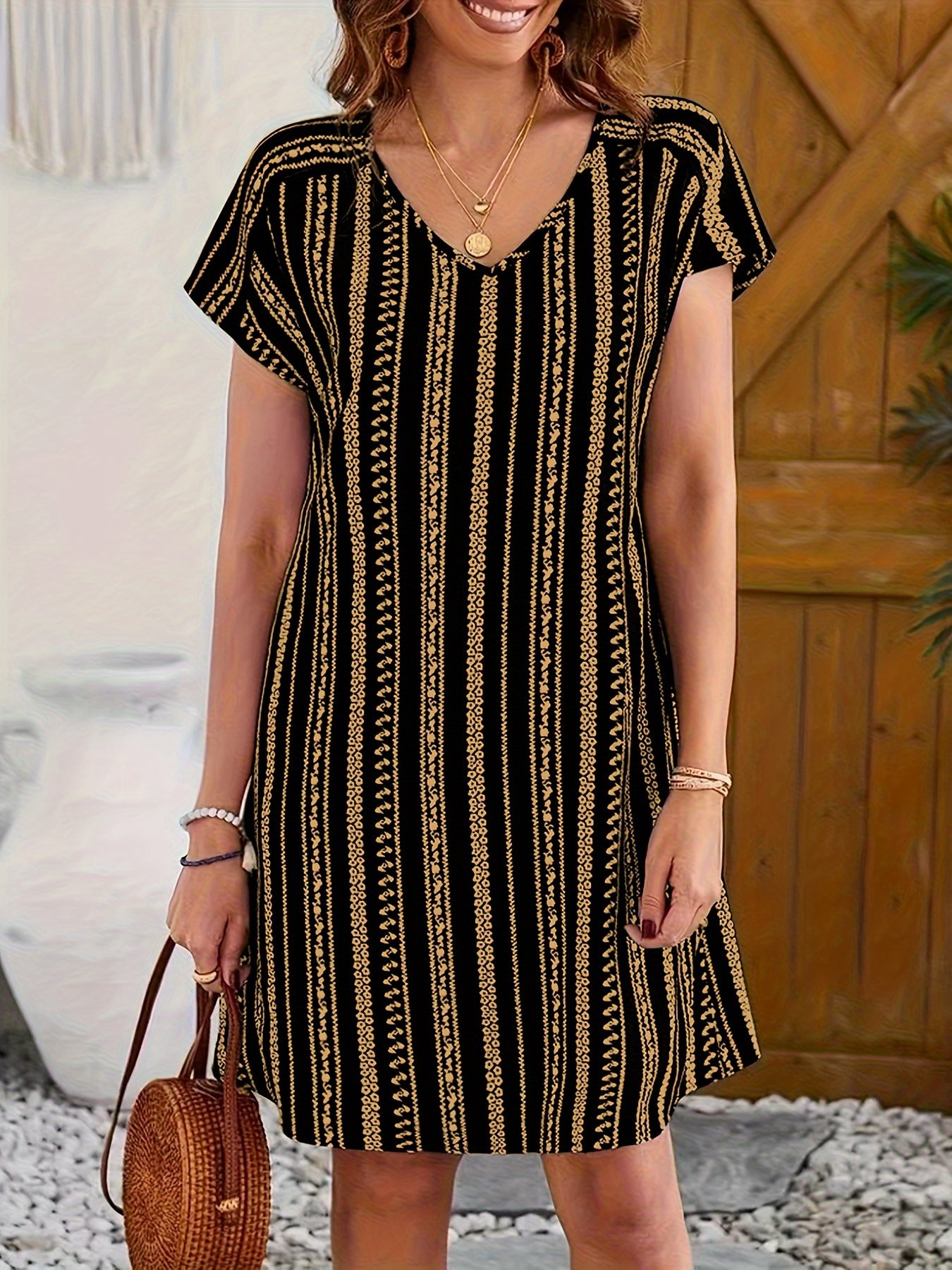 Striped V-neck Dress, Vacation Style Short Sleeve Shift Dress For Spring & Summer, Women??s Clothing - Image 5