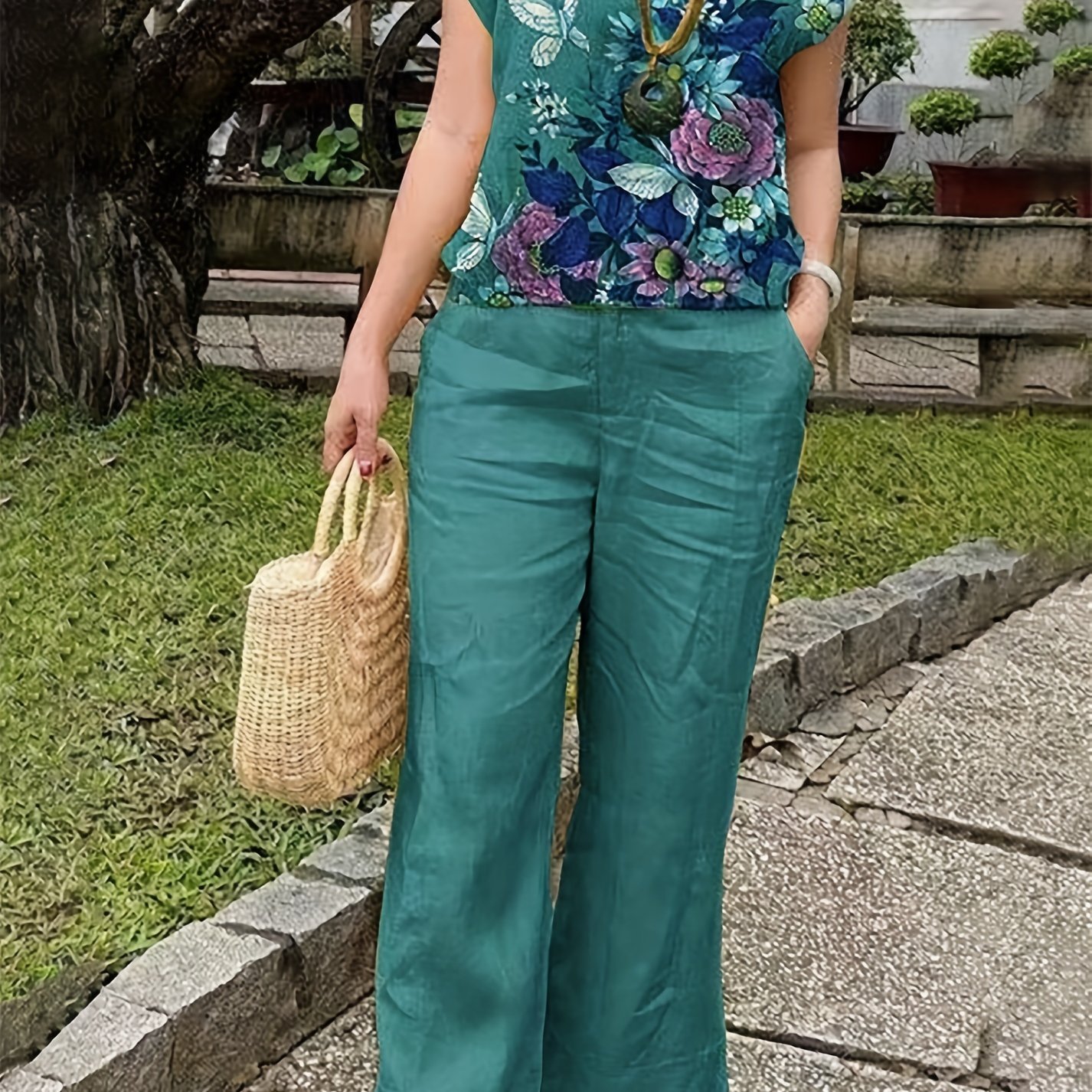 Elegant Two Piece Set, Floral Print Crew Neck Tank Top & Elastic Waist Pocket Pants Outfits For Spring & Summer, Women??s Clothing - Image 2