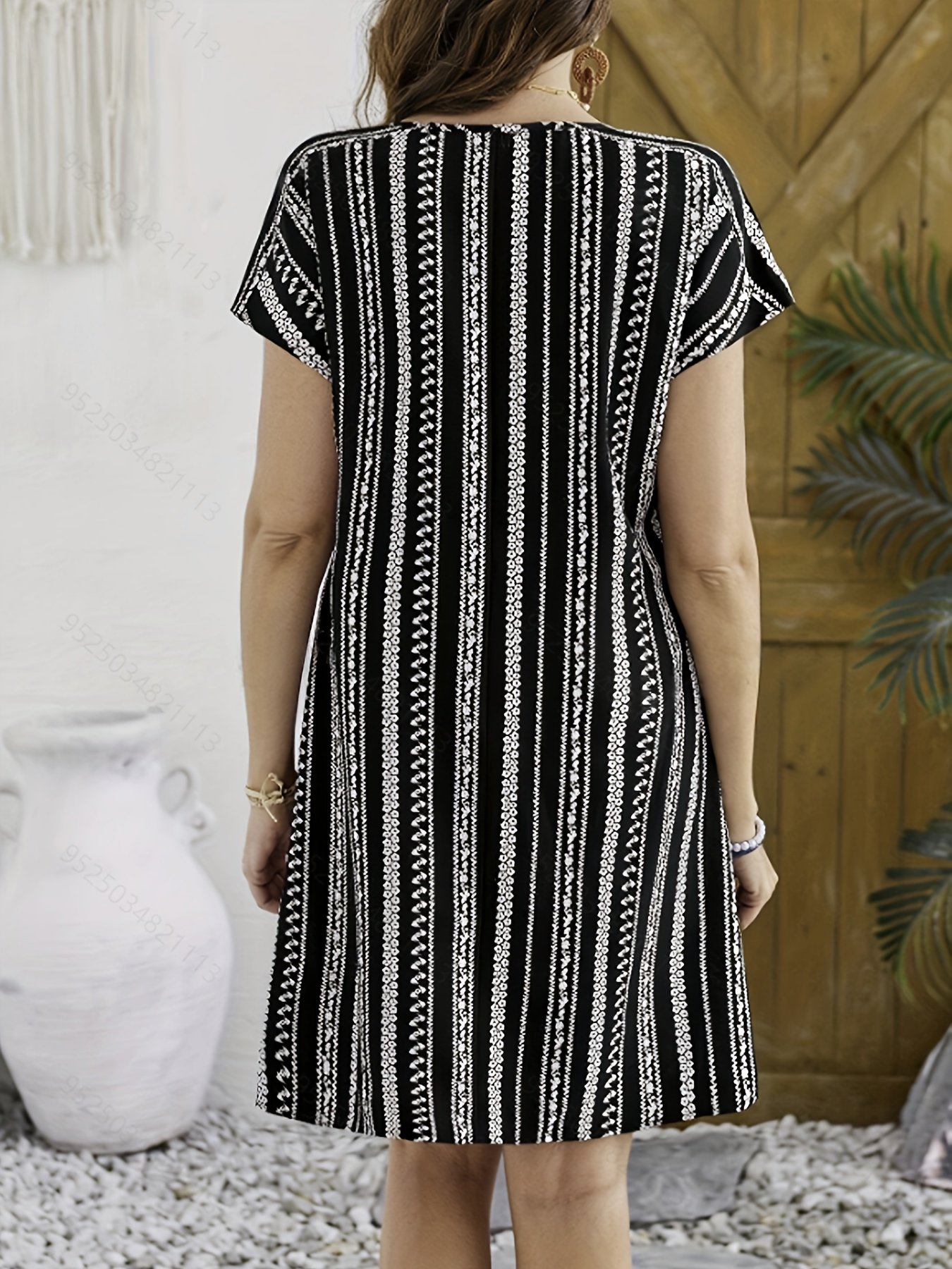Allover Print V-neck Dress, Vacation Short Sleeve Dress For Summer & Spring, Women??s Clothing - Image 3