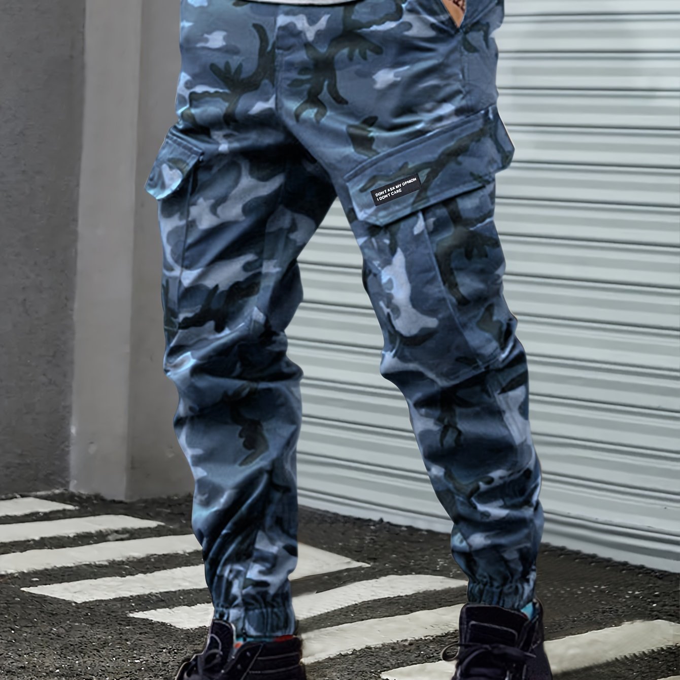 Men??s Camouflage Pattern Loose Fit And Cuffed Cargo Pants With Multiple Flap Pockets, Versatile For Street Wear And Outdoors Activities - Image 3