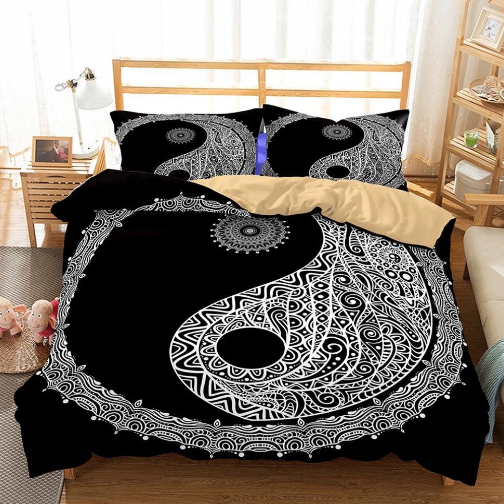 2/3-Piece Black & White Bohemian Yin-Yang Duvet Set