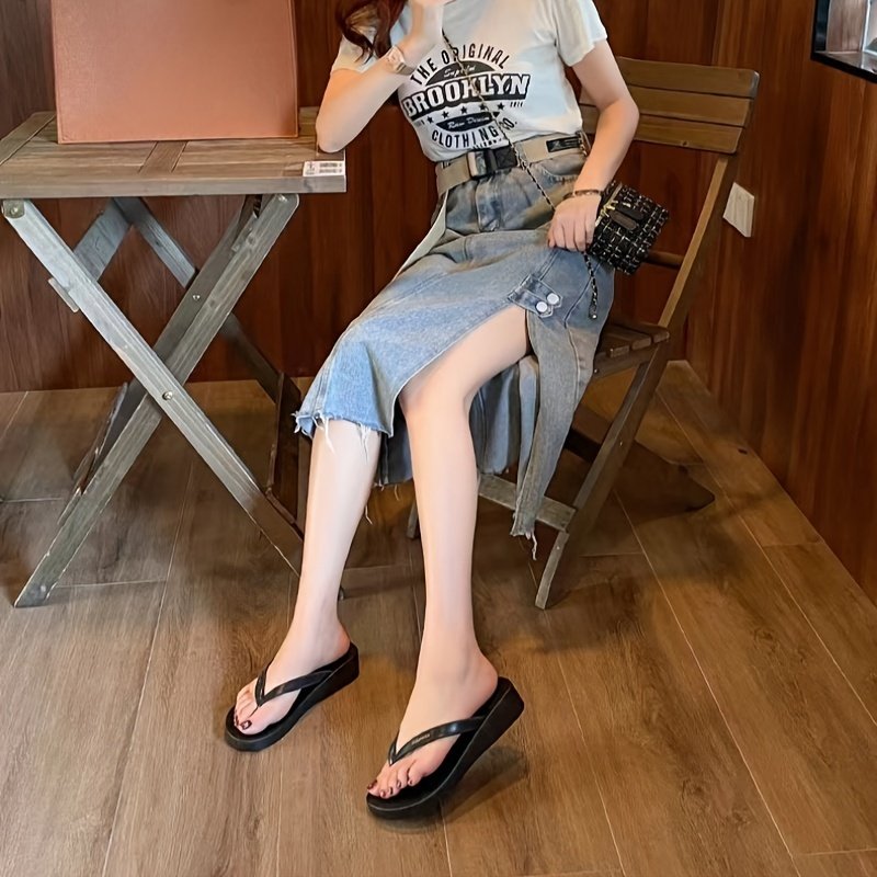 Women??s Summer Solid Color Wedge Flip Flops, Fashionable Slip On Lightweight Beach Slides, Non-Slip Durable Sole Slides - Image 9