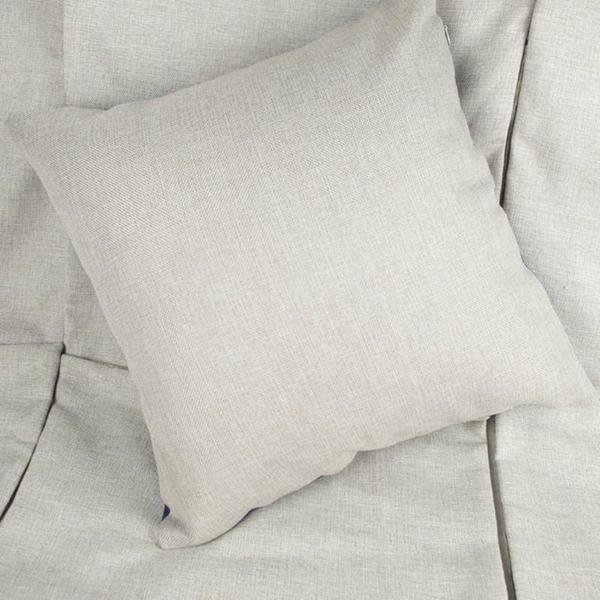 18?? Red Geometric Pattern Throw Pillow Cover - Image 2