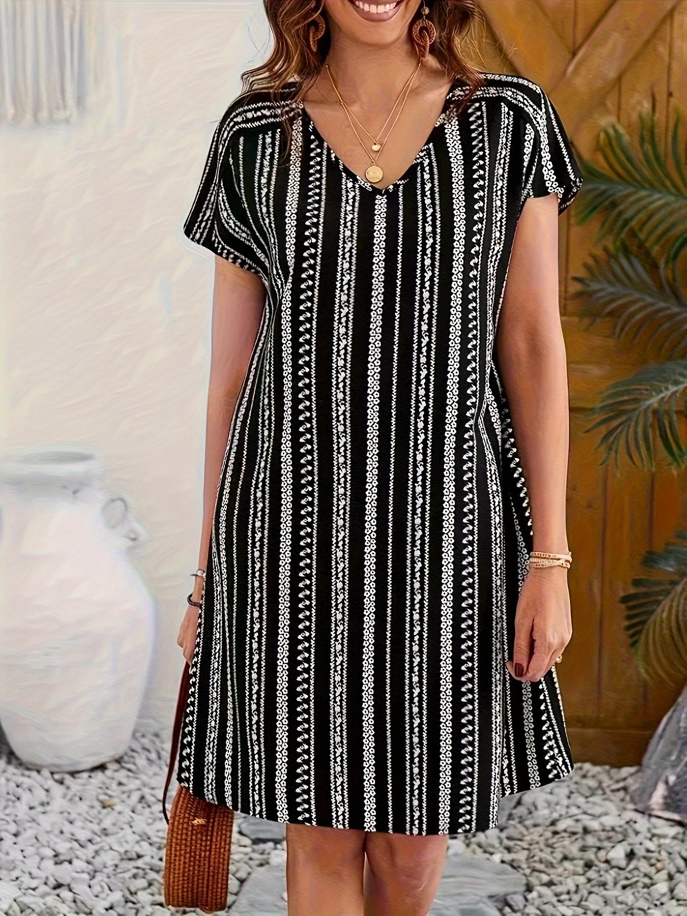 Allover Print V-neck Dress, Vacation Short Sleeve Dress For Summer & Spring, Women??s Clothing - Image 6