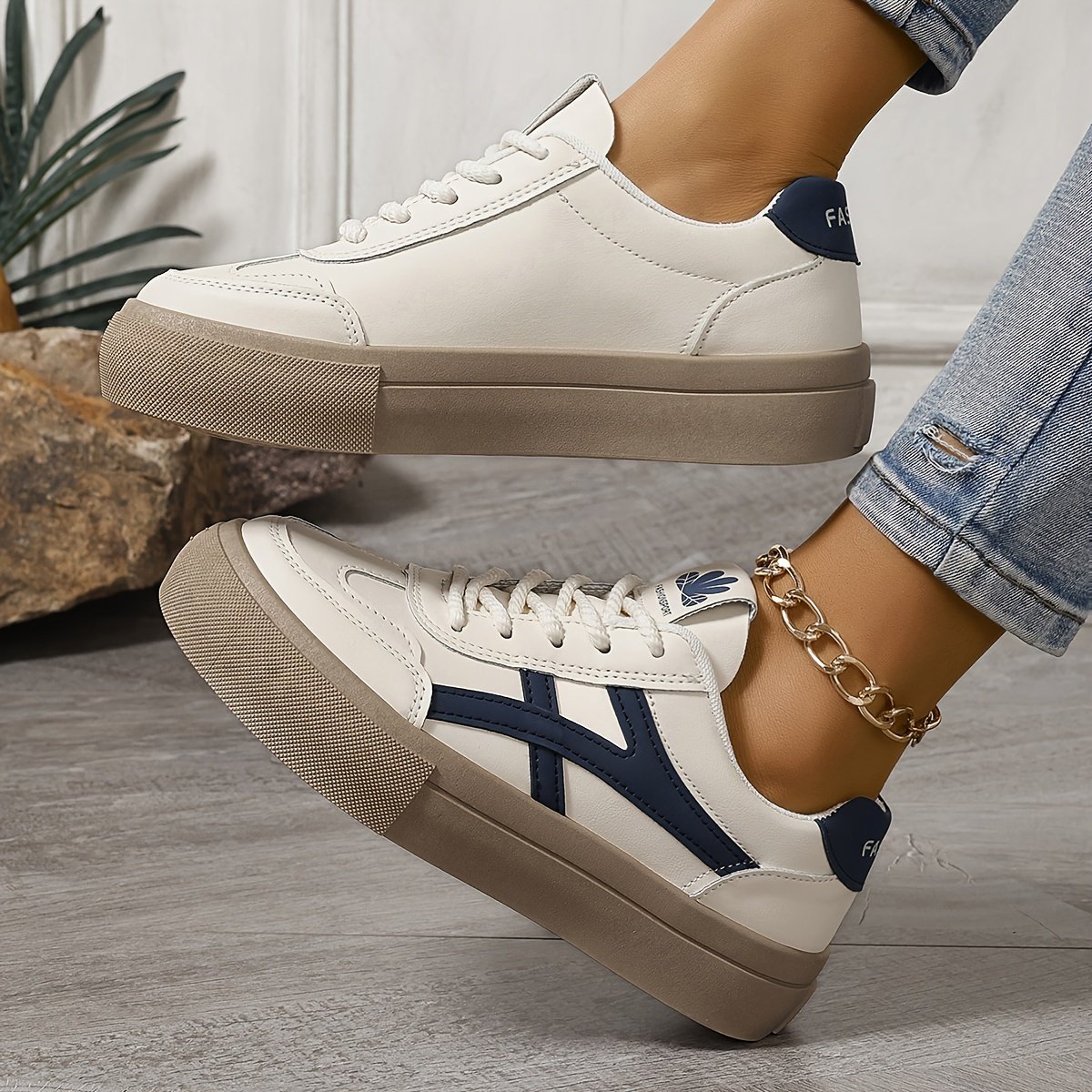 Women??s Colorblock Trendy Sneakers, Lace Up Soft Sole Platform Skate Shoes, Low-top Versatile Shoes - Image 7