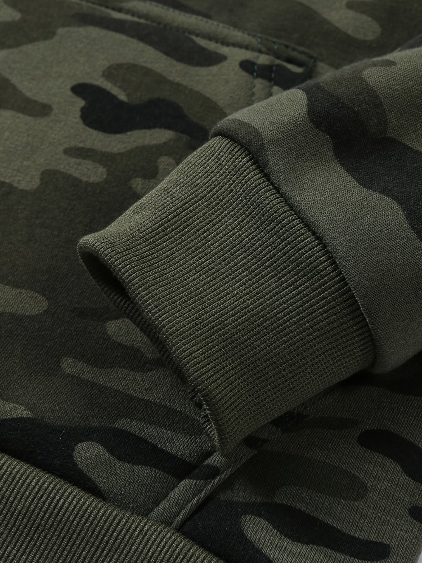 Men??s Camo Loose Pullover Hooded Fleece Sweatshirt For Autumn And Winter - Image 11