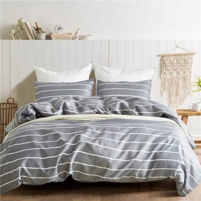 Gray 2/3-Piece White Striped Duvet Cover Set