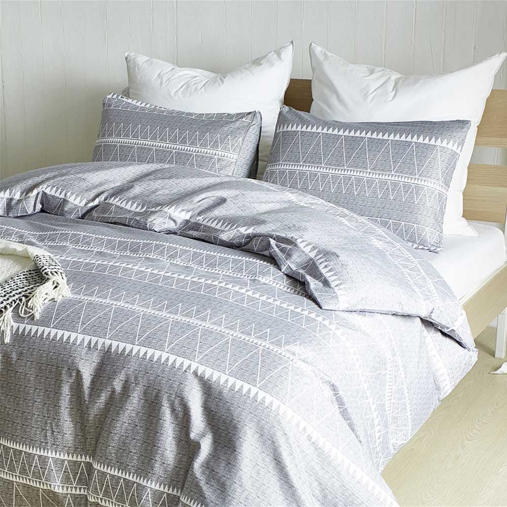Gray 2/3-Piece Geometric Stripe Pattern Duvet Cover Set - Image 2