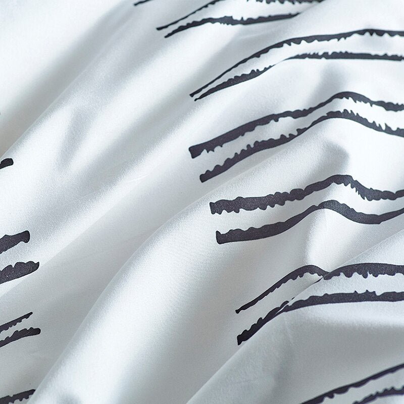Black & White 2/3-Piece Striped Ladder Pattern Duvet Cover Set - Image 5