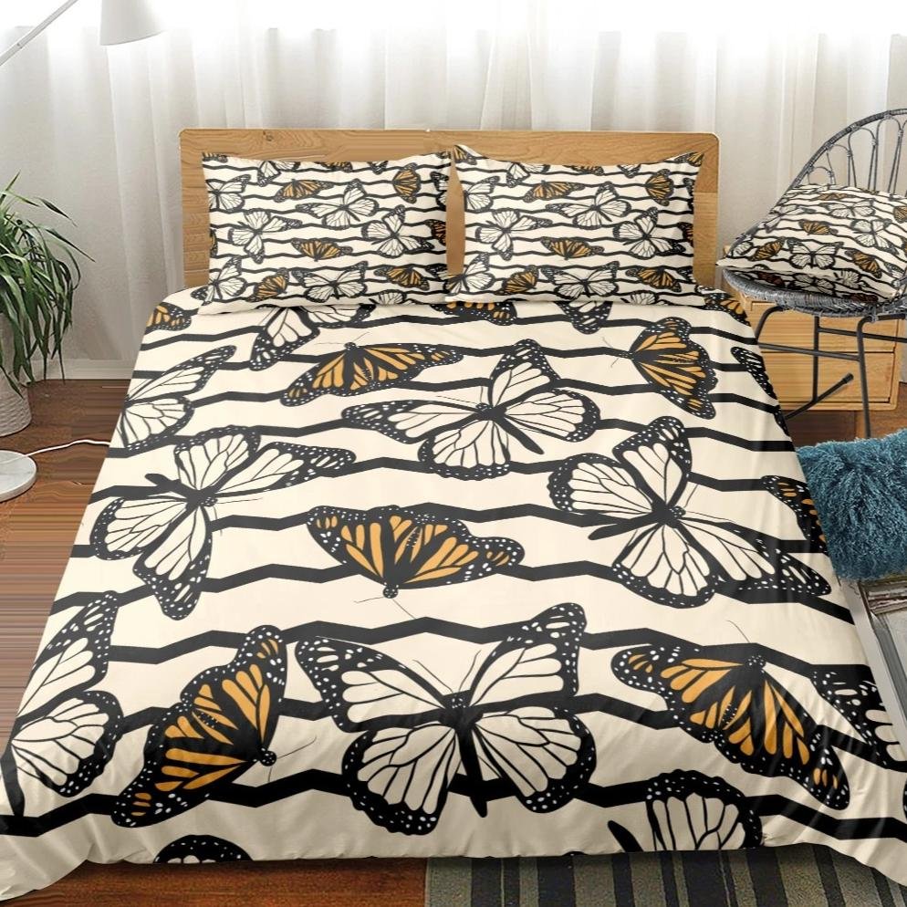 Beige 2/3-Piece Striped Butterfly Pattern Duvet Cover Set