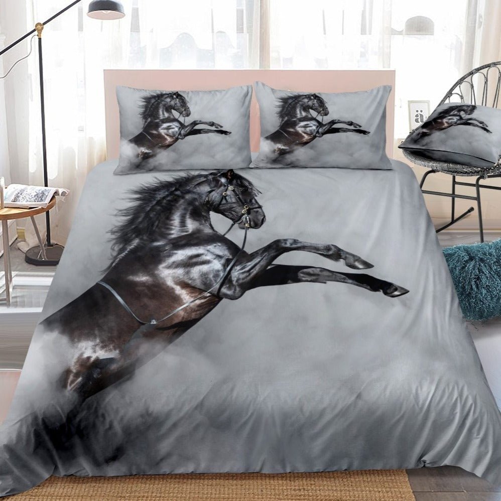 Gray 2/3-Piece Black Stallion Horse Duvet Cover Set