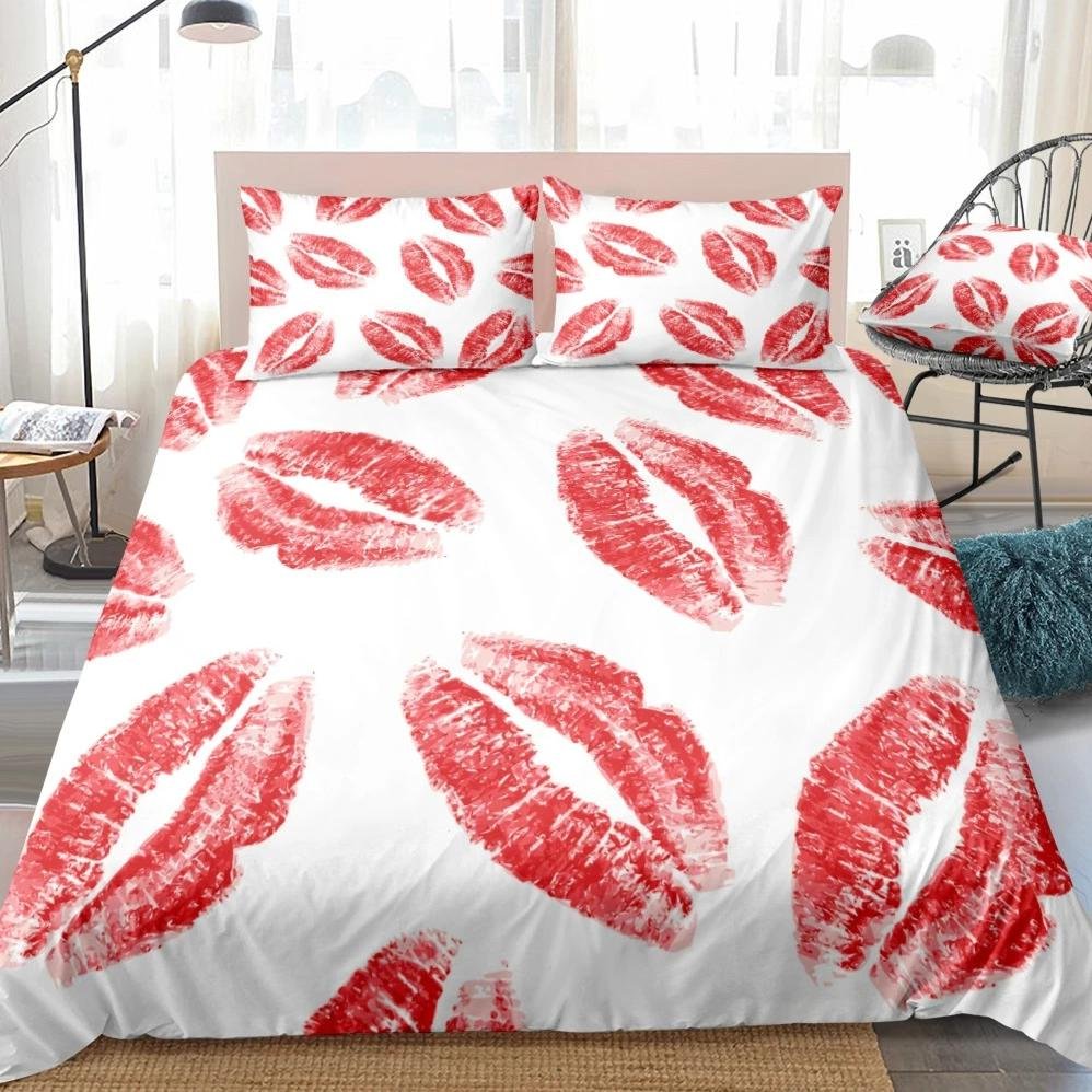 White 2/3-Piece Kissing Red Lip Pattern Duvet Cover Set