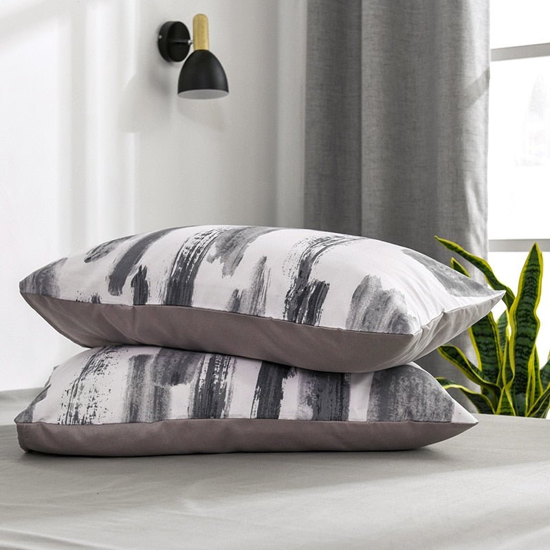 Black & White 3-Piece Abstract Stripe Pattern Duvet Set - Image 4